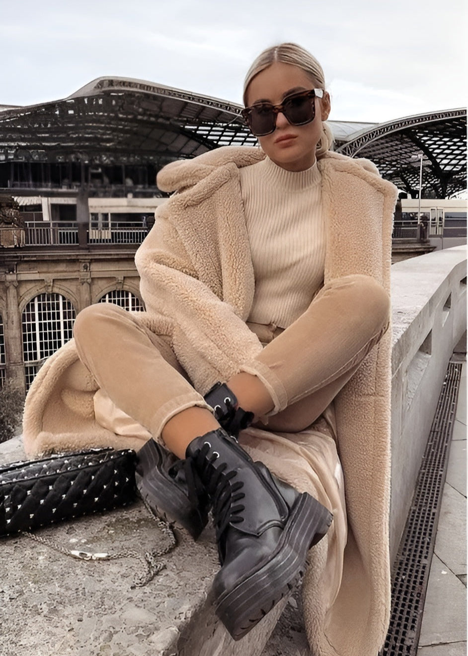 Jennifer - Stylowy i Wygodny Płaszcz z Kapturem