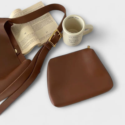 Lora. – Elegancka skórzana torba na ramię