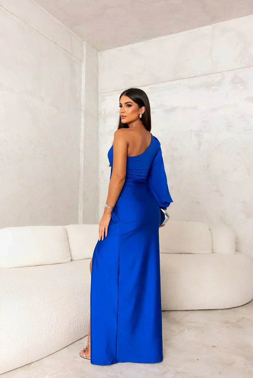 Zarra – Elegancka Maxi Sukienka na Jedno Ramię