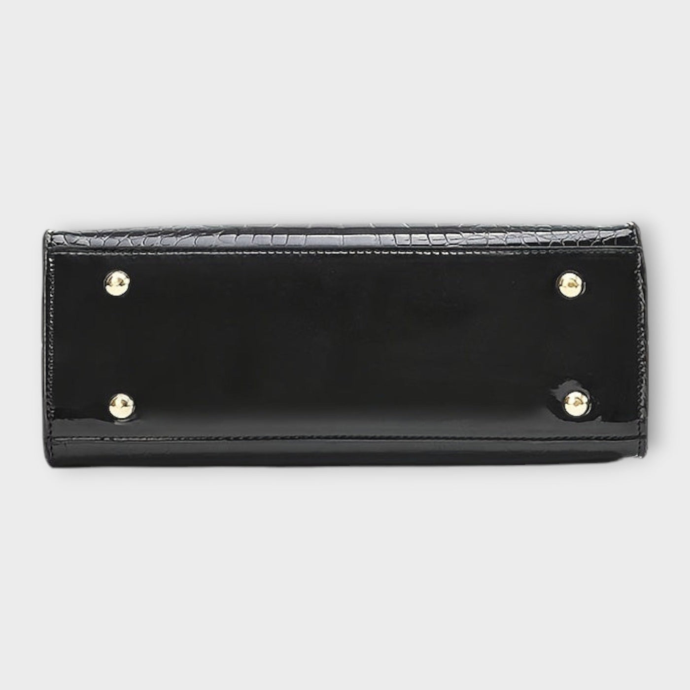 Lora. - Torebka z błyszczącym wzorem krokodyla