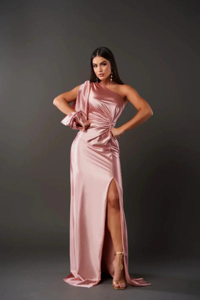 Zarra – Elegancka Maxi Sukienka na Jedno Ramię